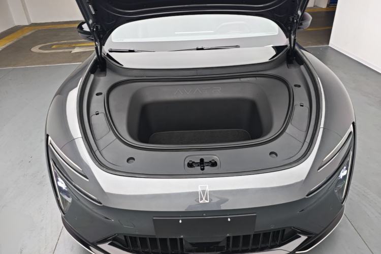 Used Avatr 06 2025 Ultra Pure Electric Edition Engine Bay