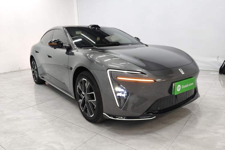 Used Avatr 06 2025 Ultra Pure Electric Edition Exterior 1