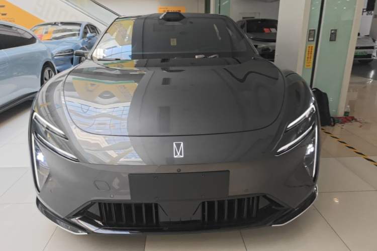 Used Avatr 06 2025 Ultra Pure Electric Edition Front