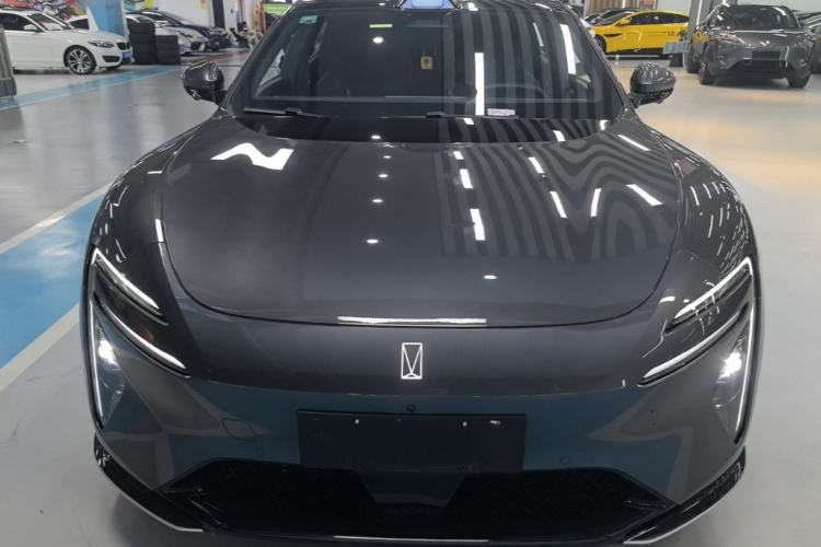 Used Avatr 06 2025 Max Extended-Range Edition Front