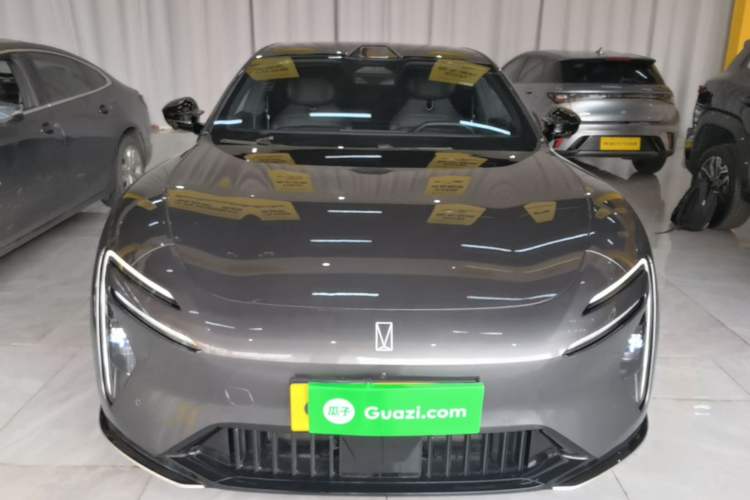 Used Avatr 06 2025 Ultra Pure Electric Edition Front