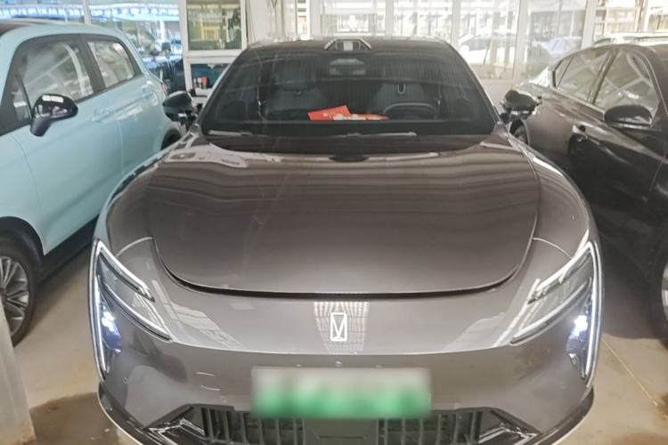 Used Avatr 06 2025 Ultra Pure Electric Edition Front