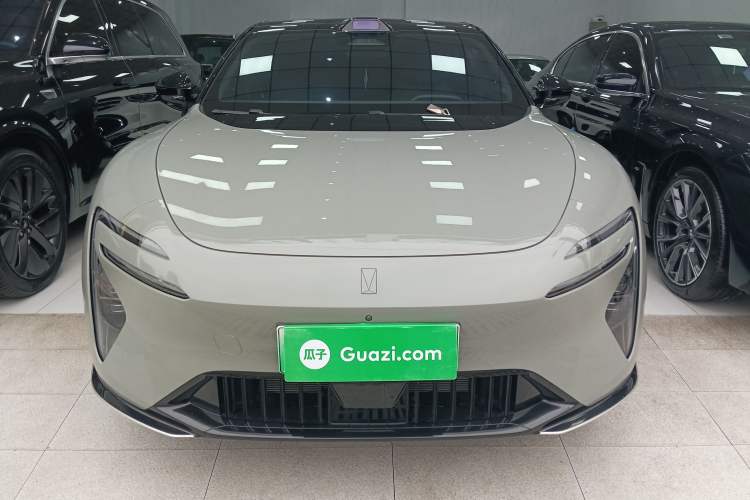 Used Avatr 06 2025 Ultra Pure Electric Edition Front