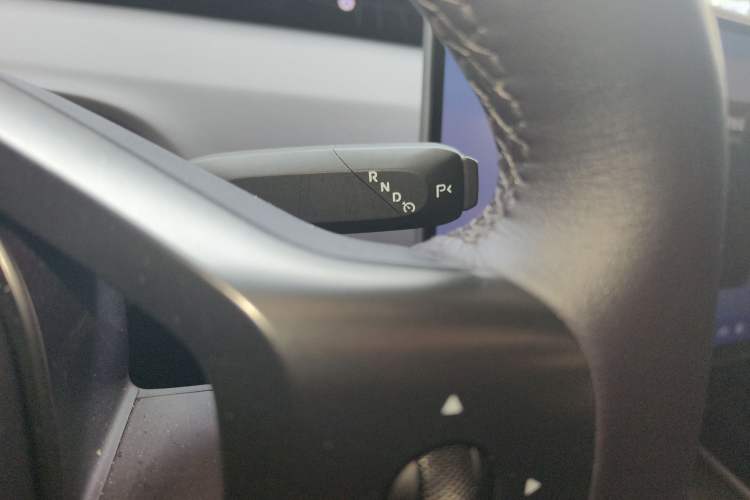 Used Avatr 06 2025 Ultra Pure Electric Edition Gear Lever