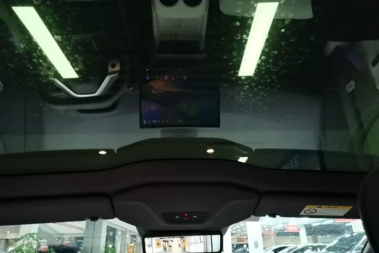 Used Avatr 06 2025 Max All-Electric Version Headliner