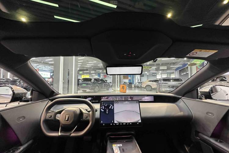 Used Avatr 06 2025 Max Extended-Range Edition Interior 10