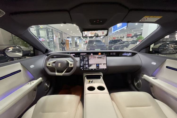 Used Avatr 06 2025 Max All-Electric Version Interior 2
