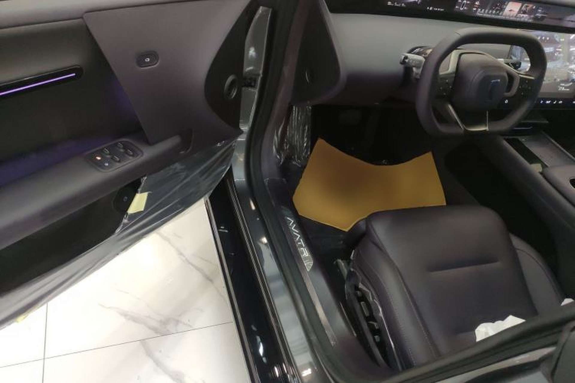 Used Avatr 06 2025 Ultra Pure Electric Edition Interior 3