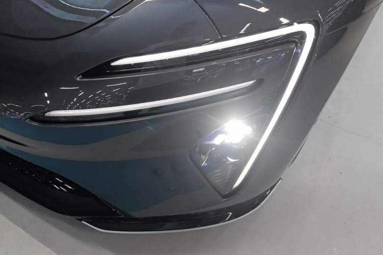 Used Avatr 06 2025 Max Extended-Range Edition Left Front Headlight