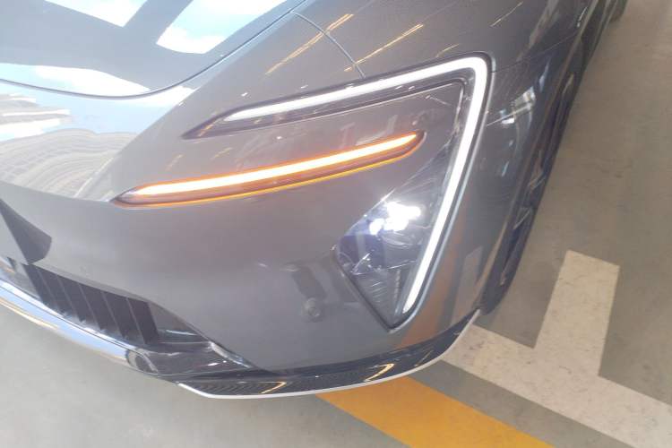 Used Avatr 06 2025 Ultra Pure Electric Edition Left Front Headlight