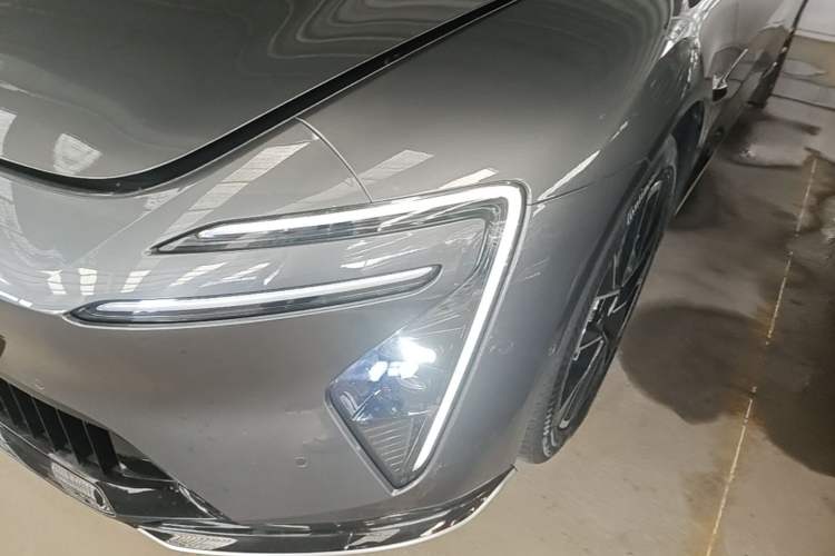 Used Avatr 06 2025 Ultra Pure Electric Edition Left Front Headlight