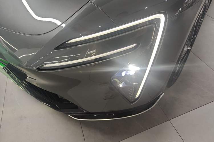 Used Avatr 06 2025 Ultra Pure Electric Edition Left Front Headlight