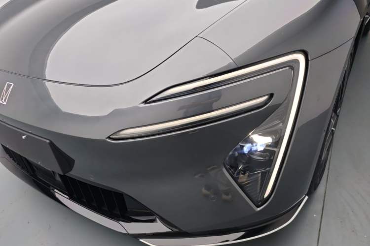 Used Avatr 06 2025 Ultra Pure Electric Edition Left Front Headlight