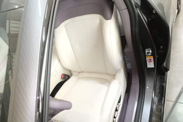 Used Avatr 06 2025 Max All-Electric Version Left Front Seat