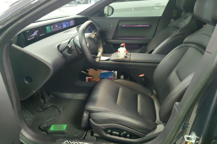 Used Avatr 06 2025 Ultra Pure Electric Edition Left Front Seat