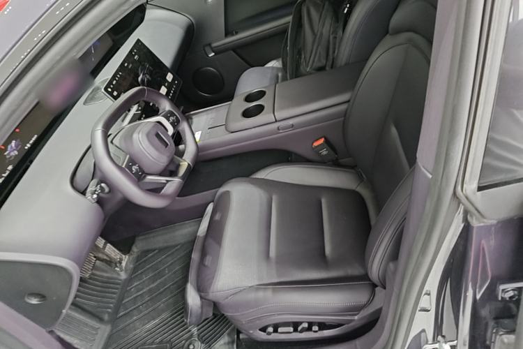 Used Avatr 06 2025 Ultra Pure Electric Edition Left Front Seat