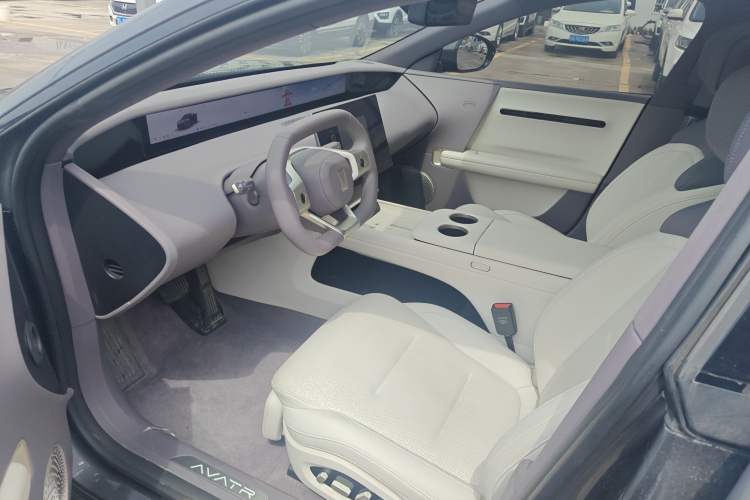Used Avatr 06 2025 Pro Range-Extended Edition Left Front Seat