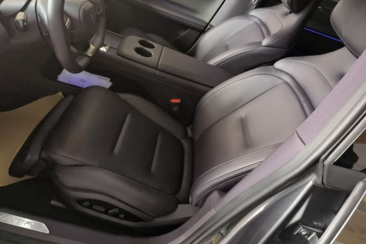 Used Avatr 06 2025 Ultra Pure Electric Edition Left Front Seat