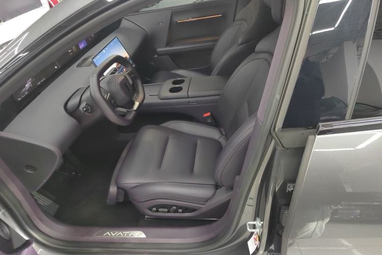 Used Avatr 06 2025 Ultra Pure Electric Edition Left Front Seat