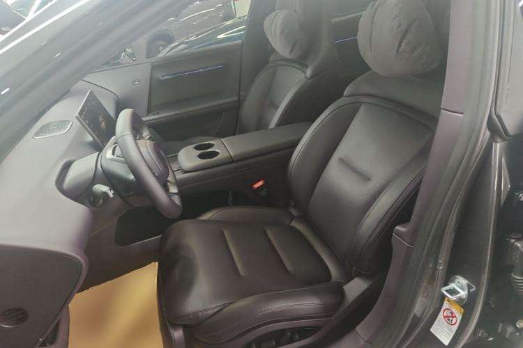 Used Avatr 06 2025 Ultra Pure Electric Edition Left Front Seat