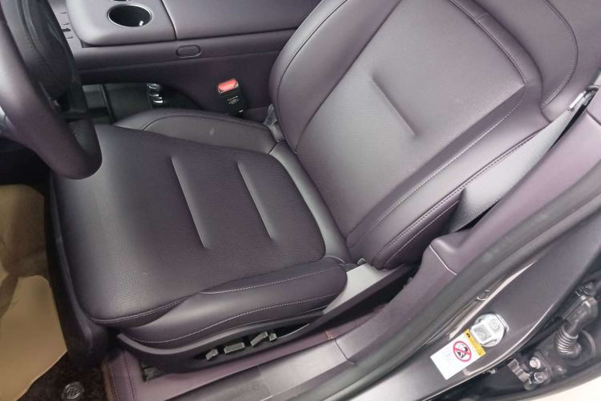Used Avatr 06 2025 Ultra Pure Electric Edition Left Front Seat