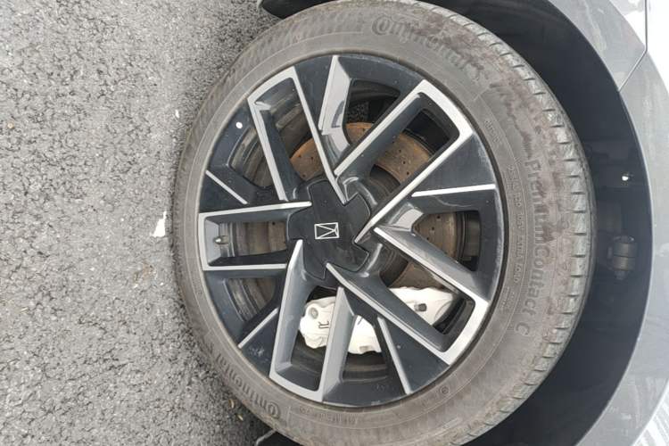 Used Avatr 06 2025 Ultra Pure Electric Edition Left Front Wheel Hub