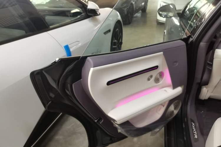 Used Avatr 06 2025 Max All-Electric Version Left Rear Door Interior