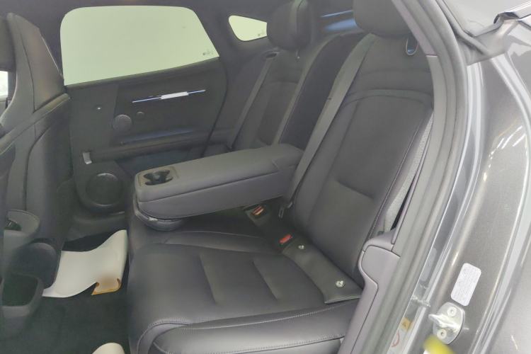 Used Avatr 06 2025 Ultra Pure Electric Edition Left Rear Seat