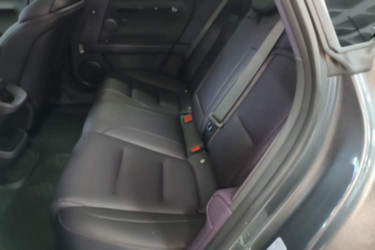 Used Avatr 06 2025 Ultra Pure Electric Edition Left Rear Seat