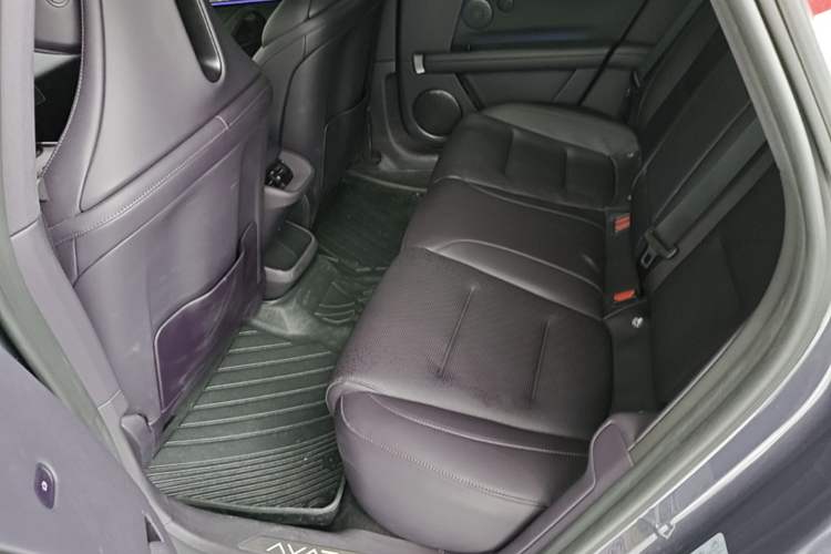 Used Avatr 06 2025 Ultra Pure Electric Edition Left Rear Seat