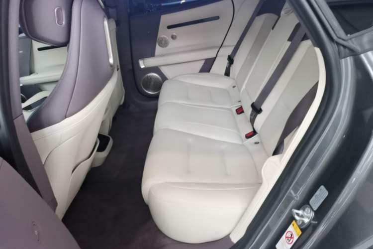 Used Avatr 06 2025 Ultra Pure Electric Edition Left Rear Seat