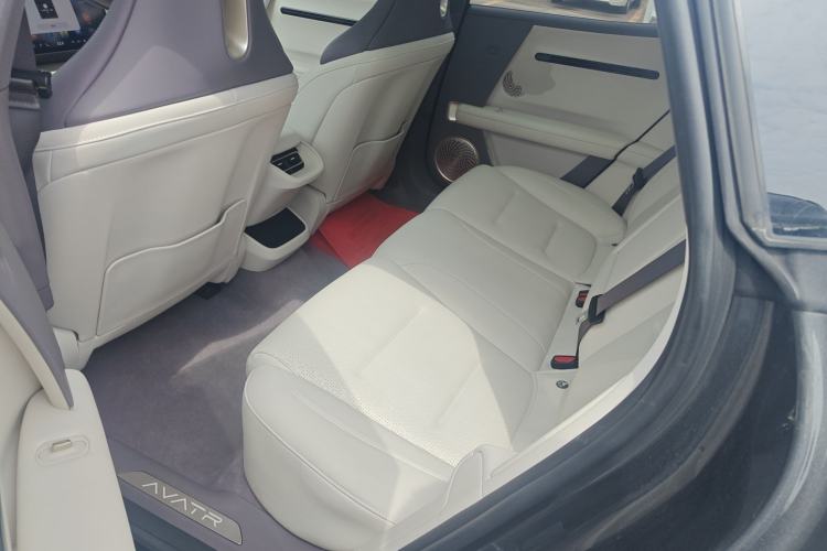 Used Avatr 06 2025 Pro Range-Extended Edition Left Rear Seat