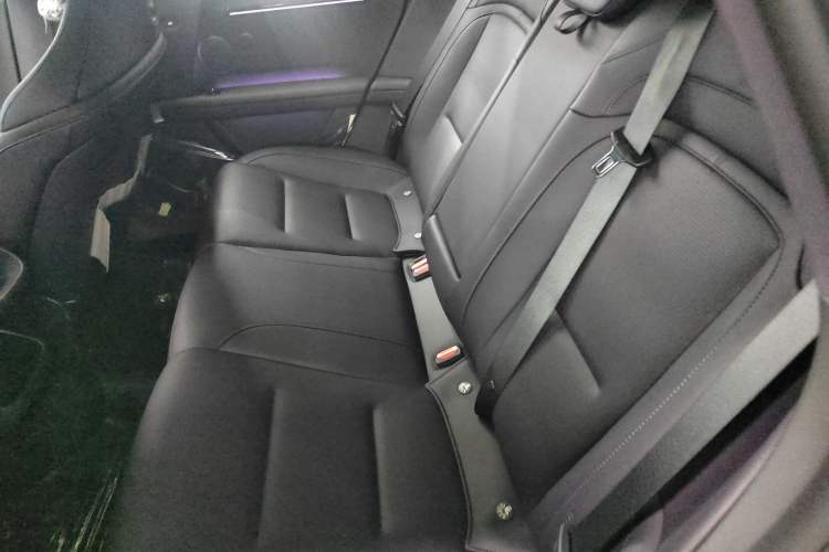 Used Avatr 06 2025 Max All-Electric Version Left Rear Seat