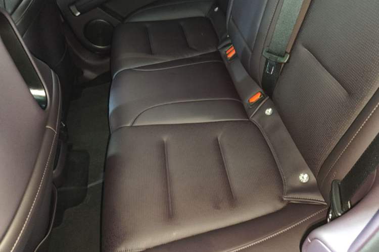 Used Avatr 06 2025 Ultra Pure Electric Edition Left Rear Seat