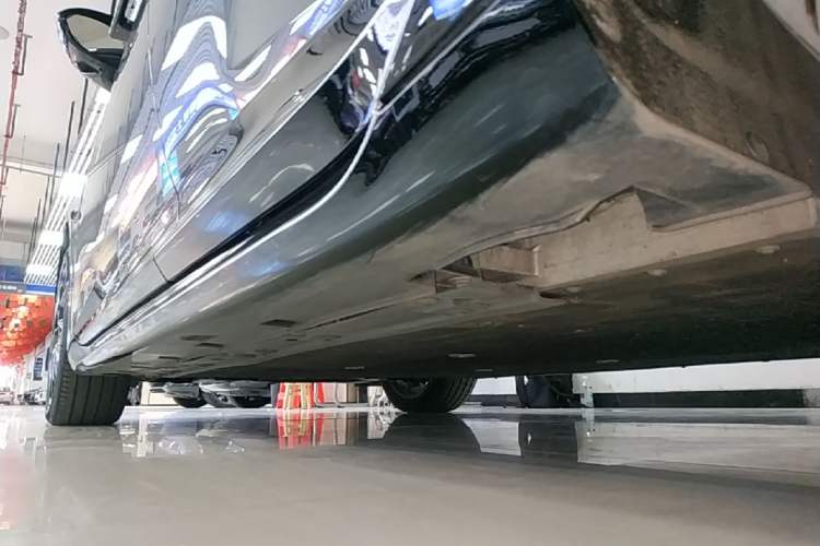 Used Avatr 06 2025 Ultra Pure Electric Edition Left Side Sill