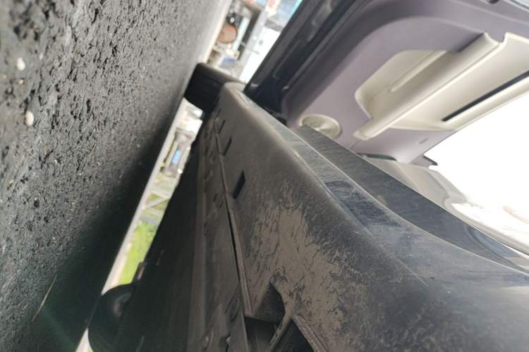 Used Avatr 06 2025 Ultra Pure Electric Edition Left Side Sill