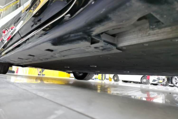 Used Avatr 06 2025 Ultra Pure Electric Edition Left Side Sill
