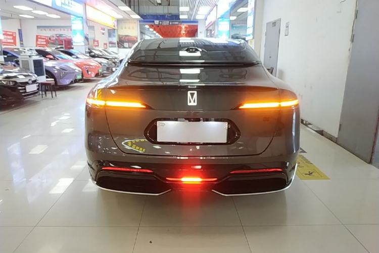 Used Avatr 06 2025 Ultra Pure Electric Edition Rear