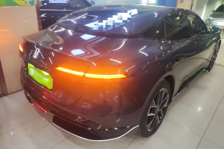 Used Avatr 06 2025 Ultra Pure Electric Edition Rear Right 45 Deg