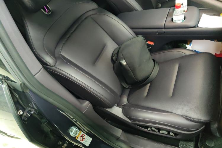 Used Avatr 06 2025 Ultra Pure Electric Edition Right Front Seat