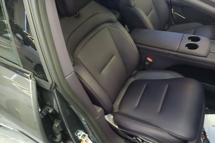 Used Avatr 06 2025 Max All-Electric Version Right Front Seat