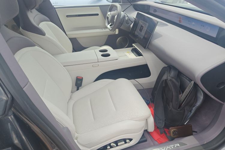 Used Avatr 06 2025 Pro Range-Extended Edition Right Front Seat