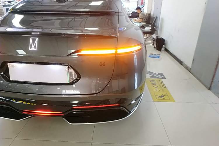 Used Avatr 06 2025 Ultra Pure Electric Edition Right Rear Taillight