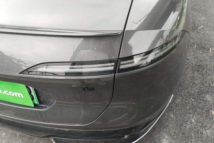 Used Avatr 06 2025 Ultra Pure Electric Edition Right Rear Taillight