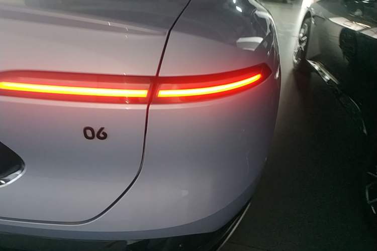 Used Avatr 06 2025 Pro Range-Extended Edition Right Rear Taillight