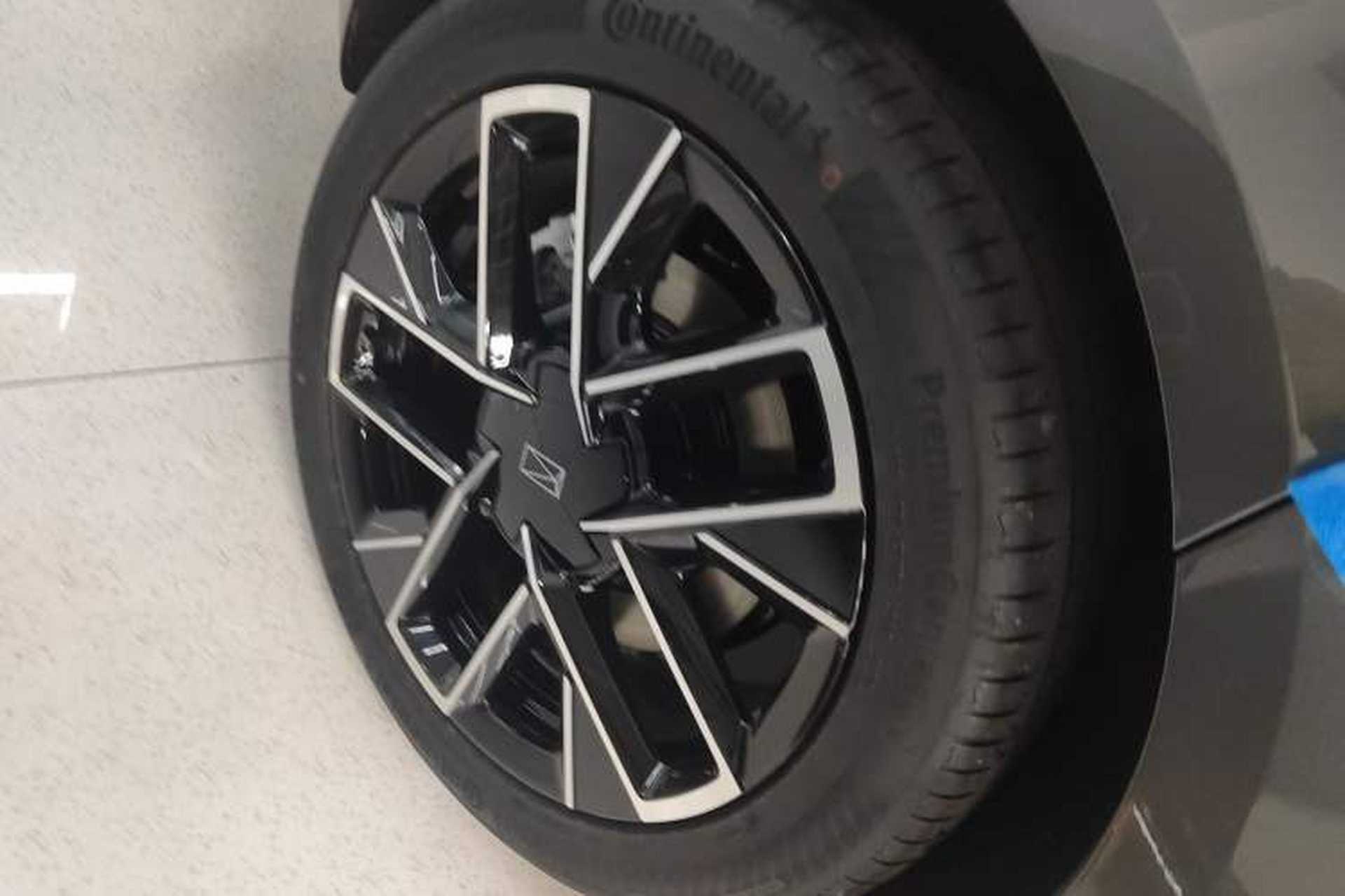 Used Avatr 06 2025 Max All-Electric Version Right Rear Wheel Hub