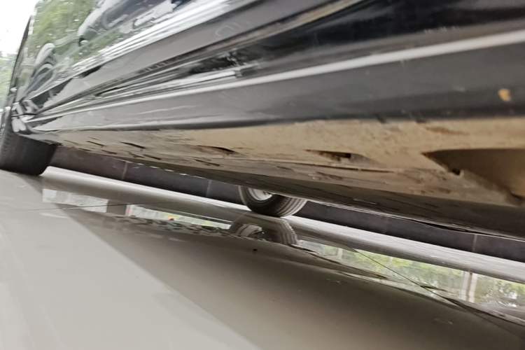 Used Avatr 06 2025 Ultra Pure Electric Edition Right Side Sill