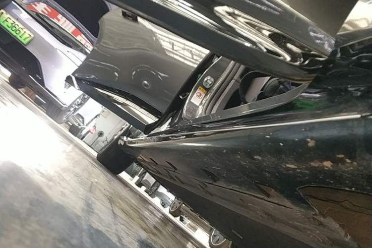 Used Avatr 06 2025 Ultra Pure Electric Edition Right Side Sill