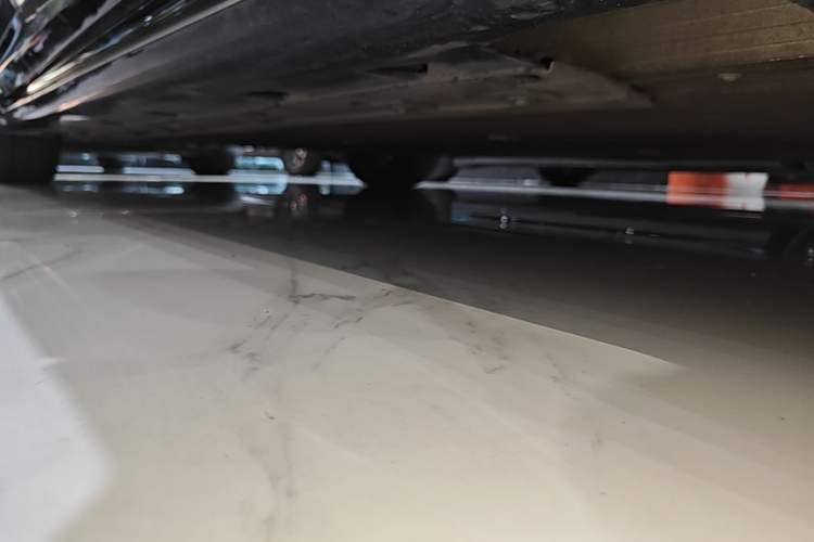 Used Avatr 06 2025 Ultra Pure Electric Edition Right Side Sill
