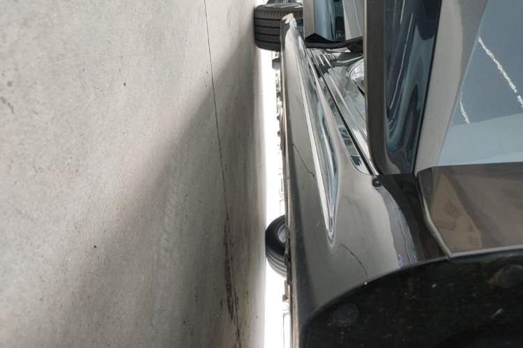 Used Avatr 06 2025 Pro Range-Extended Edition Right Side Sill